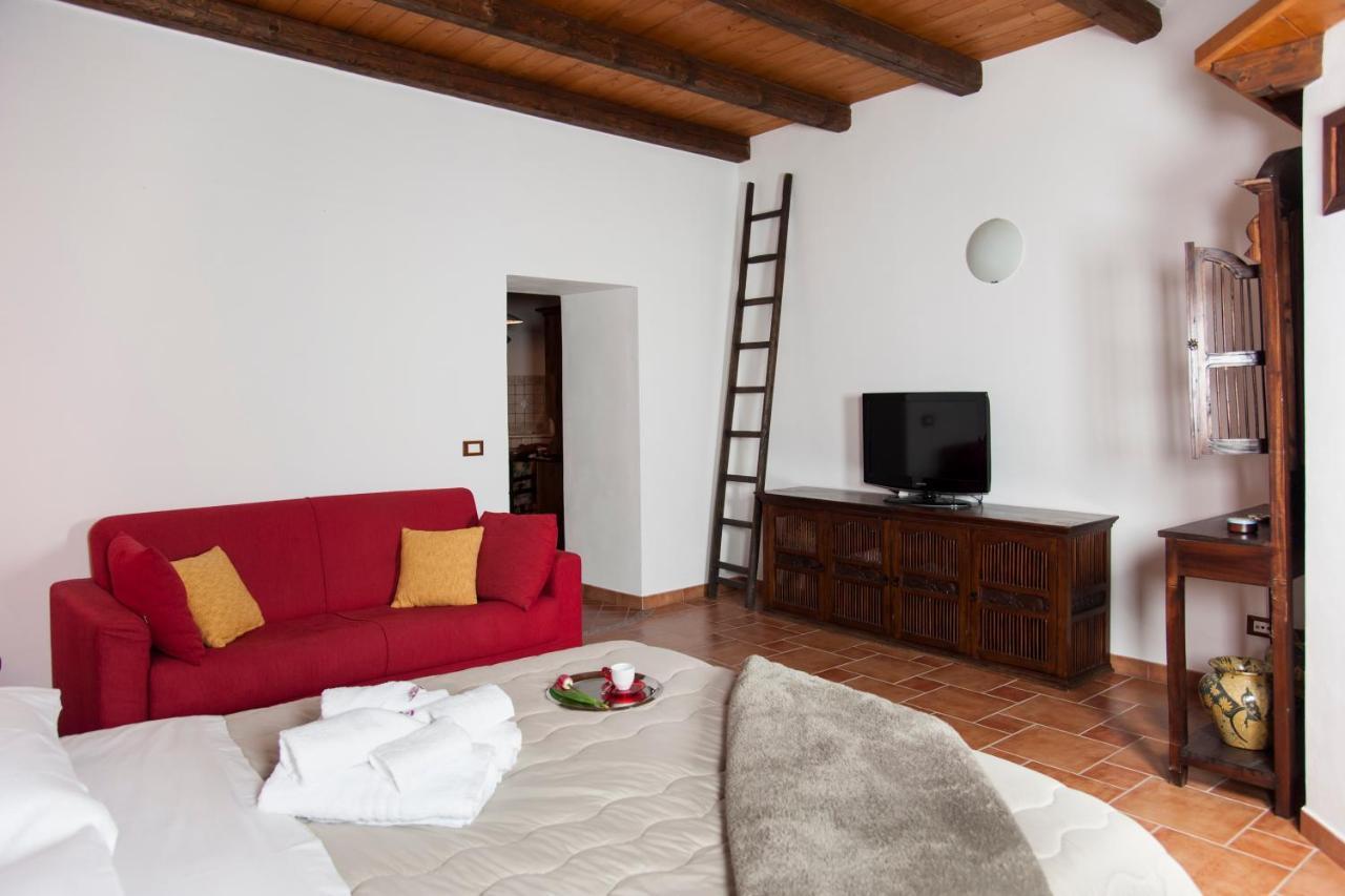 Mirose'S Holiday Home Castelbuono  Buitenkant foto