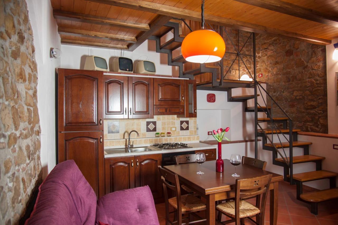 Mirose'S Holiday Home Castelbuono  Buitenkant foto