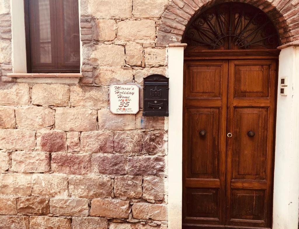 Mirose'S Holiday Home Castelbuono  Buitenkant foto